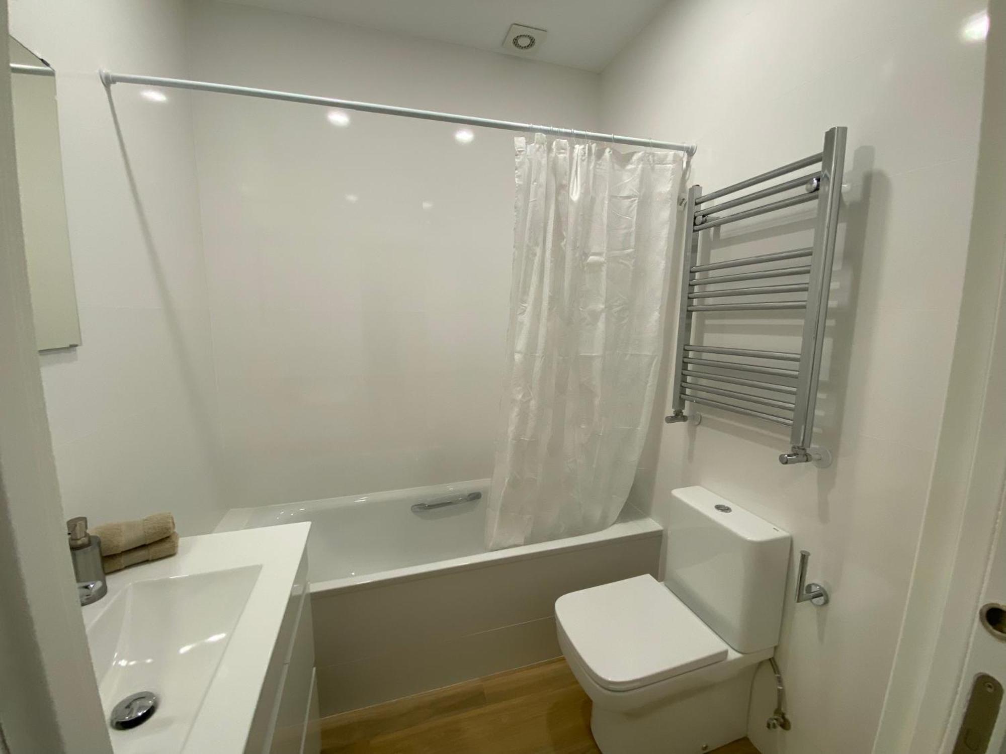Апартаменты Apartamento Recien Reformado Zona Estaciones Сантандер Экстерьер фото